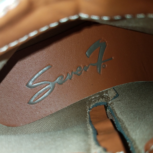 Booties - Picture 3 of 4